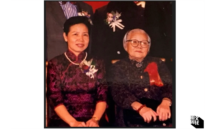 大大與母親合照